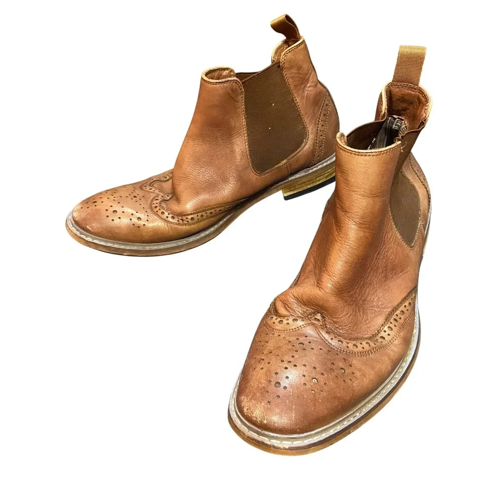 Florsheim Wingtip Chelsea Boots Leather Brogue Brown 9M office classic old money